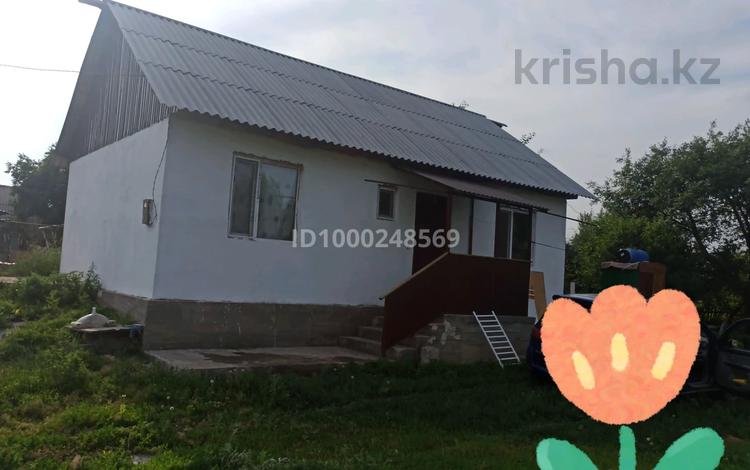 Дача · 3 комнаты · 56 м² · 10 сот., 2 дачи — Бобровка за 8 млн ₸ в Семее — фото 2