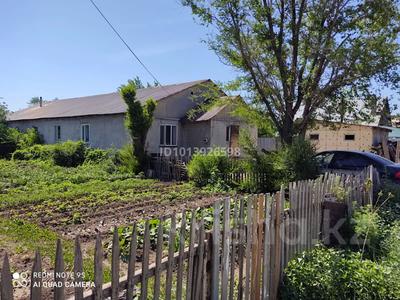 Отдельный дом · 10 комнат · 350 м² · 6 сот., мкр Пригородный 257 за 32 млн ₸ в Астане, Есильский р-н