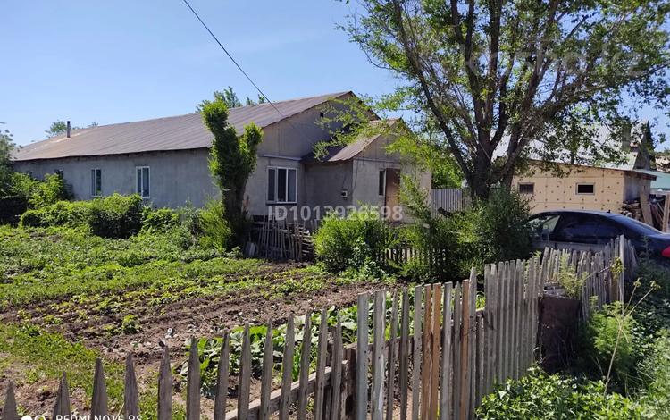 Отдельный дом · 10 комнат · 350 м² · 6 сот., мкр Пригородный 257 за 32 млн ₸ в Астане, Есильский р-н — фото 2