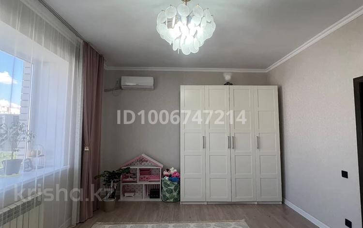 2-бөлмелі пәтер · 72.3 м² · 5/5 қабат, Жеңіс ш/а 30, бағасы: 27 млн ₸ в Уральске, мкр Женис — фото 6
