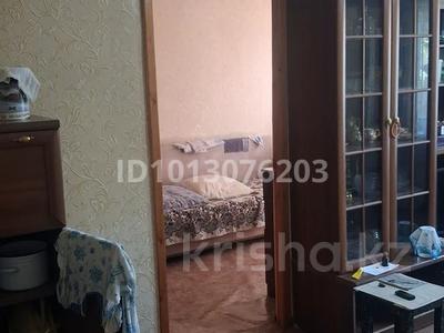 2-бөлмелі пәтер · 45 м² · 1/5 қабат, Ауэзова 52Б, бағасы: 14 млн ₸ в Атырау, мкр Жилгородок