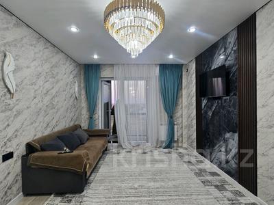 1-бөлмелі пәтер · 45 м² · 4/12 қабат, 15-шағынаудан, Байдибек би — ул баидибек би., бағасы: 180 000 ₸ в Шымкенте, Аль-Фарабийский р-н