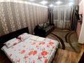 1-комнатная квартира, 35 м², 3/5 этаж посуточно, 1 мая 8 за 9 000 〒 в Павлодаре — фото 2