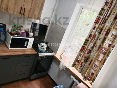 3 комнаты · 59 м² · 2 этаж, мкр №1 76 — Саина Жубанова за 55 000 ₸ в Алматы, Ауэзовский р-н