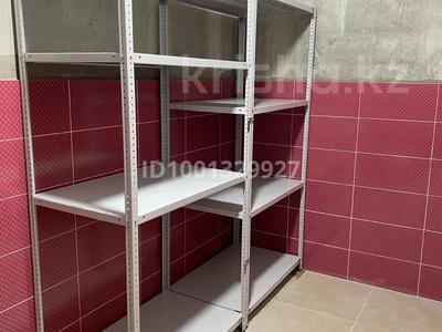 Коммерциялық жылжымайтын мүлік в Алматы: Қоймалар · 9.8 м², бағасы: 3.2 млн 〒 Қоймалар · 9.8 м², бағасы: 3.2 млн 〒 в Алматы, Алмалинский р-н