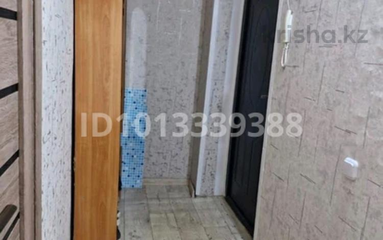 1-бөлмелі пәтер · 32.8 м² · 2/5 қабат, Абая 4 — УВД, Поликлиника, бағасы: 6.5 млн ₸ в Сатпаев — фото 2