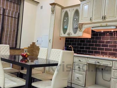 1-комнатная квартира · 72 м² · 10/11 этаж, 16-й мкр 38 — Ж к тан самал находиться возле дома В груп на против 19 мкр в доль дороги внизу кафе бес казан за 12 000 ₸ в Актау