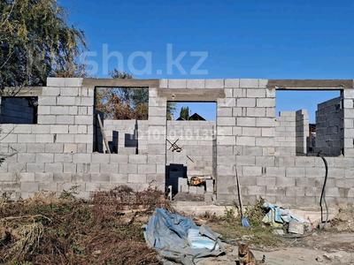 Отдельный дом · 3 комнаты · 70 м² · 10 сот., Бокейхана — 10 улица за 13 млн 〒 в Аксае