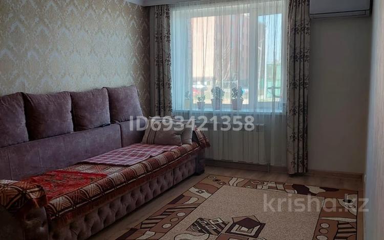 2-комнатная квартира, 55 м², 1/5 этаж, Республики за 18.4 млн 〒 в Косшы — фото 2