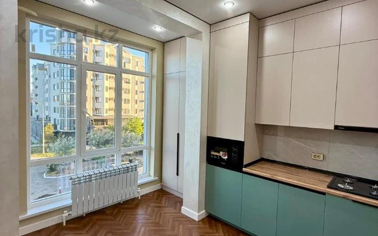 2-бөлмелі пәтер · 58 м² · 3/9 қабат, Жалена Тулепова 17Б, бағасы: 33 млн ₸ в Атырау — фото 2