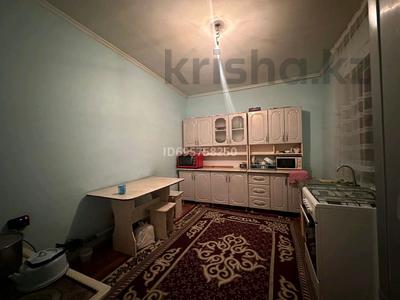 Отдельный дом · 5 комнат · 180 м² · 8 сот., С.муканов 28/1 — Лесбек магазиннің артындағы үй! за 29.8 млн ₸ в Шымкенте, Туран р-н