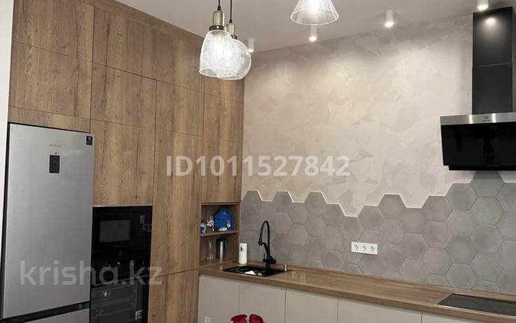 2-комнатная квартира · 48 м² · 8/10 этаж, Алихана Бокейханова 11/1 — Триумфальная Арка за 42 млн 〒 в Астане, Есильский р-н — фото 2
