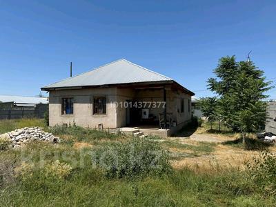 Отдельный дом · 5 комнат · 200 м² · 10 сот., 3 переулок. Ә. Нұршайықов 10 — 3 переулок за 25 млн ₸ в Таразе
