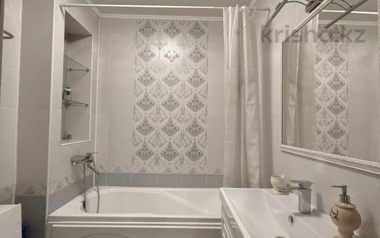 3-бөлмелі пәтер · 120 м² · 4/5 қабат, мкр Думан-2 7, бағасы: 60 млн ₸ в Алматы, Медеуский р-н — фото 2