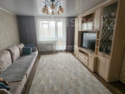 Пәтерлер в Костанайской обл.: 4-бөлмелі пәтер · 80 м² · 3/5 қабат, 1-й микрорайон, Каирбекова 340, бағасы: 37.5 млн 〒 4-бөлмелі пәтер · 80 м² · 3/5 қабат, 1-й микрорайон, Каирбекова 340, бағасы: 37.5 млн 〒 в Костанае