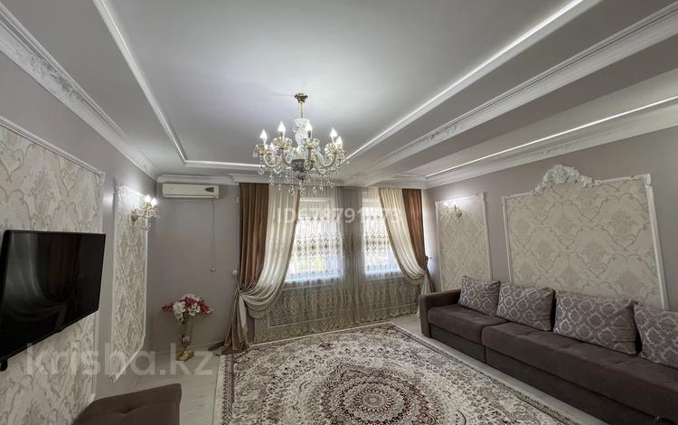 3-комнатная квартира, 85.2 м², 4/5 этаж, мкр Нурсат за 41 млн 〒 в Шымкенте, Каратауский р-н — фото 2