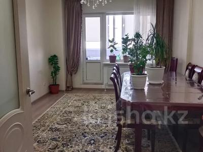 3-комнатная квартира · 87.7 м² · 15/16 этаж, мкр Юго-Восток, проспект Шахтеров 52 — Детский сад "Шаңырақ", Гимназия №102, Назарбаев Интеллектуальная школа химико-биологического направления, Средняя школа №23, ТЦ "Мечта", ТЦ "Бум" за 38 млн ₸ в Караганде, Казыбек би р-н