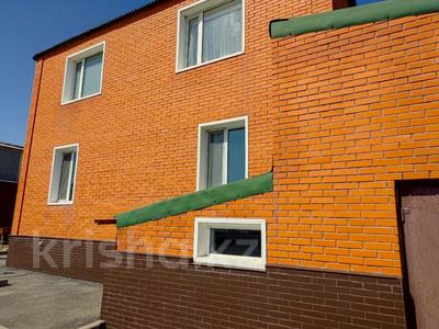 Отдельный дом · 6 комнат · 300 м² · 13 сот., Пришахтинск, Экибастузская за 50 млн 〒 в Караганде, Алихана Бокейханова р-н