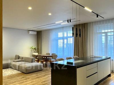 3-комнатная квартира · 104 м² · 2/9 этаж, мкр Нурсая, Абулхайр-хана 65 за 75 млн 〒 в Атырау