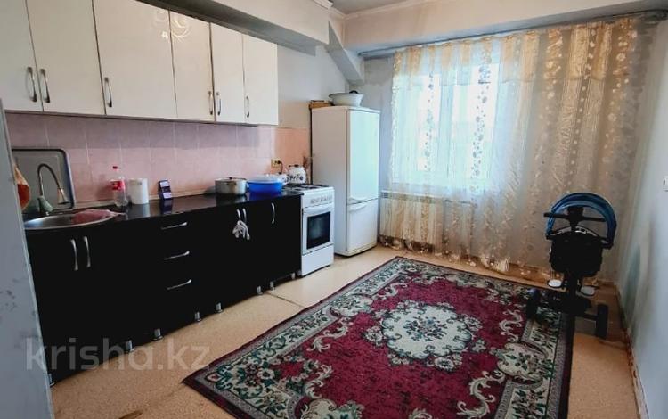 2-бөлмелі пәтер · 65 м² · 6/6 қабат, мкр Кокжиек, бағасы: 22 млн ₸ в Алматы, Жетысуский р-н — фото 4