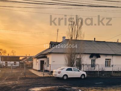 Үйдің бір бөлігі · 3 бөлме · 60 м² · 1 жүзд., Шахтерская 13, кв 1, бағасы: 11 млн ₸ в Сарани