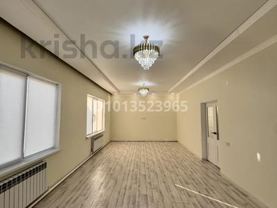 Жеке үй · 4 бөлме · 150 м² · 10 жүзд., мкр Кайнар, 17 55, бағасы: 25 млн ₸ в Атырау