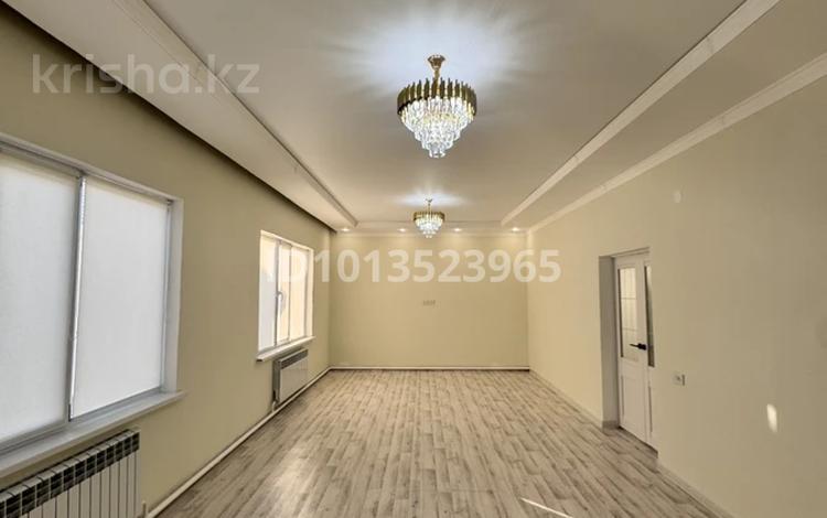 Жеке үй · 4 бөлме · 150 м² · 10 жүзд., мкр Кайнар, 17 55, бағасы: 25 млн ₸ в Атырау — фото 2