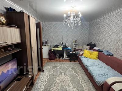 2-комнатная квартира · 38 м² · 6/9 этаж, пр. К. Сатпаева 3 за 11.5 млн ₸ в Усть-Каменогорске