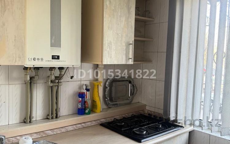 3-бөлмелі пәтер · 60 м² · 1/5 қабат, Джангильдина 30, бағасы: 23 млн ₸ в Шымкенте, Аль-Фарабийский р-н — фото 2