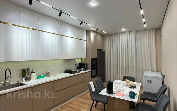 5-комнатная квартира · 140 м² · 12/12 этаж, Сейфуллина 469/1 блок 1-10 за 1 млн ₸ в Алматы, Алмалинский р-н — фото 17