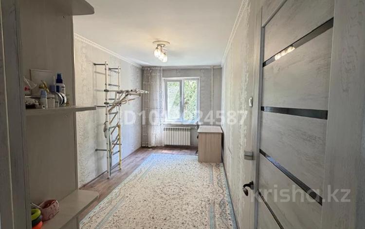 3-бөлмелі пәтер · 60 м² · 3/5 қабат, мкр Тастак-2 30 — Толе би - Тлендиева, бағасы: 40 млн ₸ в Алматы, Алмалинский р-н — фото 2