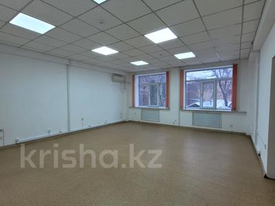 Еркін, кеңселер, фитнес және спорт, медорталықтар мен дәріханалар, білім орталықтары, кабинеттер және жұмыс орындары · 304.29 м², бағасы: ~ 1.9 млн ₸ в Караганде, Казыбек би р-н