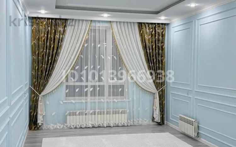 2-комнатная квартира · 64 м² · 4/10 этаж, Кумисбекова 11 — Джангильдина за 280 000 ₸ в Астане, Сарыарка р-н — фото 2