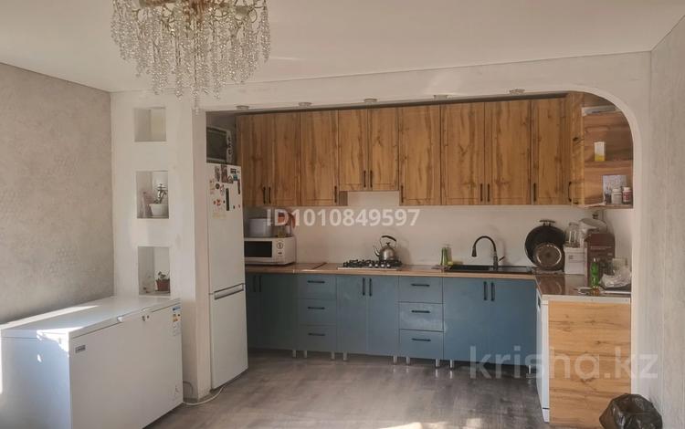Жеке үй · 5 бөлме · 80 м² · 6.22 сот., Карагандинская 37 — Нажмединова, бағасы: 50 млн ₸ в Талгаре — фото 2
