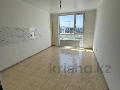 2-бөлмелі пәтер · 70 м² · 8/10 қабат, Шұғыла ш/а., Жунисова 2/23 — Толе Би, бағасы: 35 млн ₸ в Алматы, Наурызбайский р-н