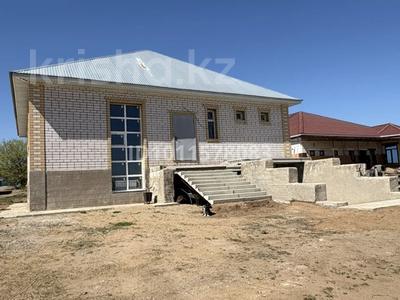 Отдельный дом · 6 комнат · 270 м² · 10 сот., Алтын адам 356 за 31 млн ₸ в Актобе, жилой массив Акжар-2