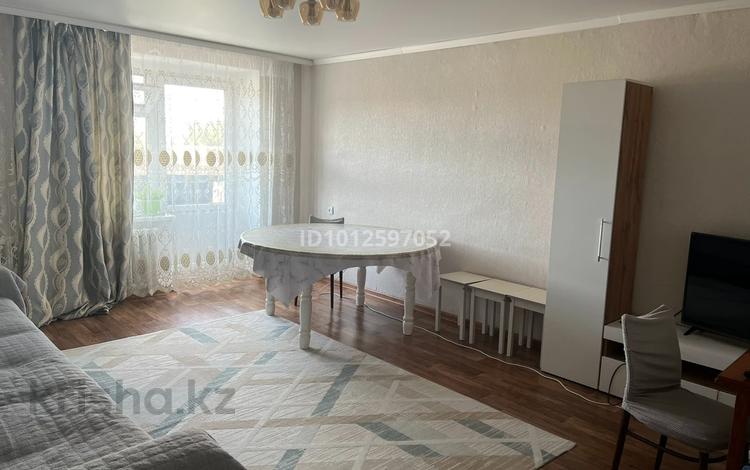 2-комнатная квартира · 60 м² · 2/3 этаж, Оспановой — Рядом Казпочта, магазин Арман, школы, детсады, магазины, больница, ЦОН в шаговой доступности за 14 млн ₸ в Жанаарка — фото 2