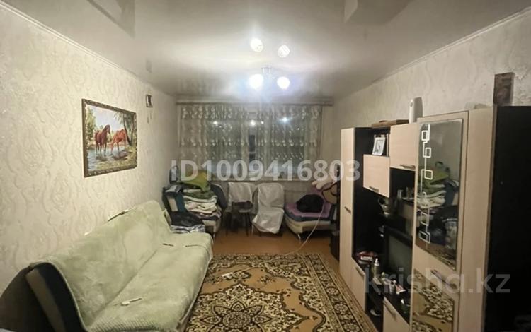 2-бөлмелі пәтер · 46 м² · 2/5 қабат, Восток-2 ш/а. 9, бағасы: 130 000 ₸ в Караганде, Алихана Бокейханова р-н — фото 2