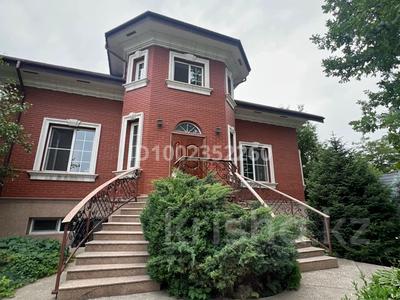 Отдельный дом · 9 комнат · 330 м², Шукенова 41 за 2.5 млн 〒 в Алматы, Бостандыкский р-н