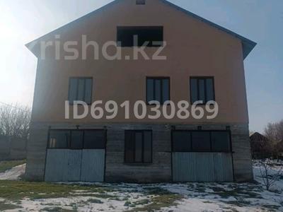 Отдельный дом · 6 комнат · 560 м² · 18.5 сот., А.Навои 2 — Мавланова за 80 млн ₸ в Аксукенте