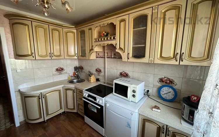 5-комнатная квартира · 92.8 м² · 8/9 этаж, Бозтаева за 30.9 млн 〒 в Семее — фото 6