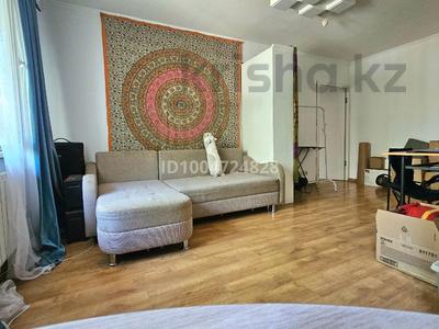 2-комнатная квартира · 42.7 м² · 1/3 этаж, АТАКЕНТ, ул. Габдуллина 90 — Между ул. Ауэзова и ул. Манаса за 28 млн ₸ в Алматы, Бостандыкский р-н