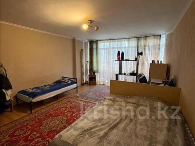 3-бөлмелі пәтер · 100.2 м² · 4/6 қабат, мкр Жетысу-4, бағасы: 53 млн ₸ в Алматы, Ауэзовский р-н