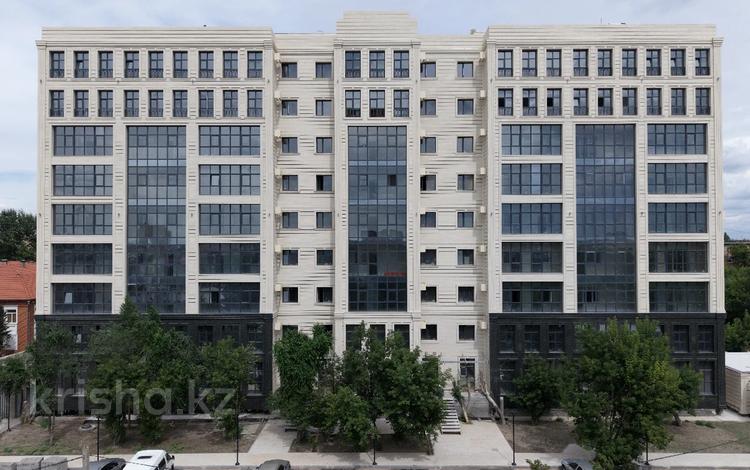 2-комнатная квартира · 87.3 м², Нурсултана Назарбаева 49а за ~ 48 млн 〒 в Караганде — фото 3