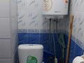 3-бөлмелі пәтер · 65 м² · 5/5 қабат, мкр Самал 8 — Арзана, бағасы: 17 млн ₸ в Таразе — фото 9