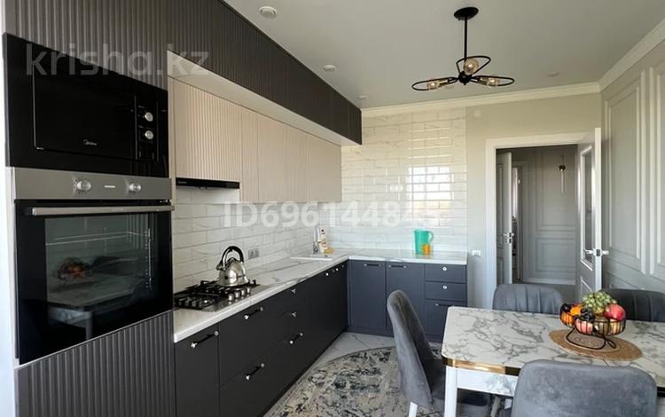 2-комнатная квартира · 66.7 м² · 4/5 этаж, Богенбай-батыра 155/5 за 28 млн 〒 в Актобе, квартал Авиатор-2 — фото 2