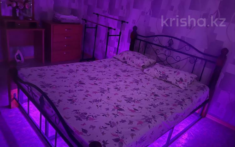 2-бөлмелі пәтер · 60 м² · 5/9 қабат, 1 ш/а, Абилкайр хана 67, бағасы: 16 000 ₸ в Актобе, мкр 5 — фото 2