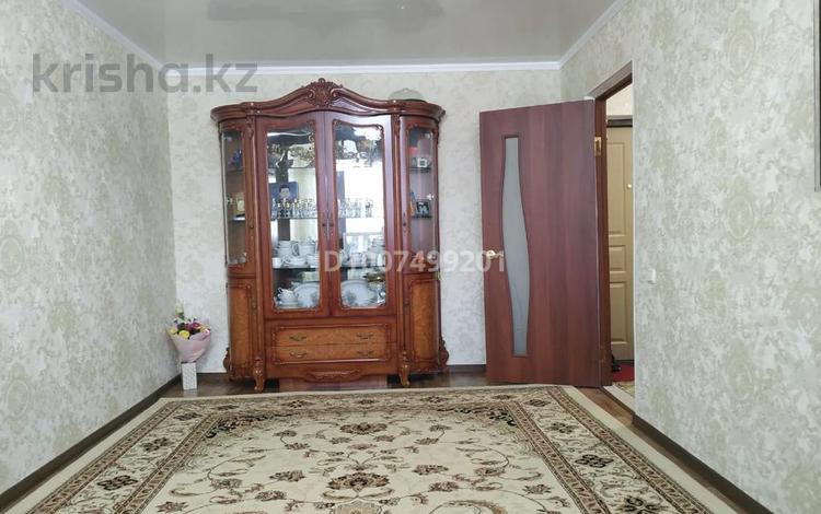 2-комнатная квартира · 45 м² · 5/5 этаж, 3а 1а за 14 млн ₸ в Атырау, мкр Привокзальный-3А — фото 2