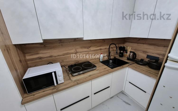1-комнатная квартира · 38 м² · 7/9 этаж, Илияса Есенберлина 20 за 15 000 ₸ в Усть-Каменогорске — фото 2