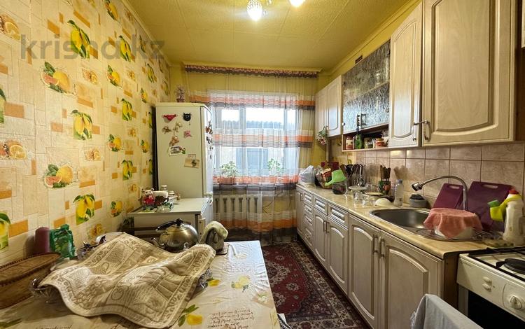 3-комнатная квартира · 71.3 м² · 1/2 этаж, 17 линия за 13.3 млн ₸ в Семее — фото 2
